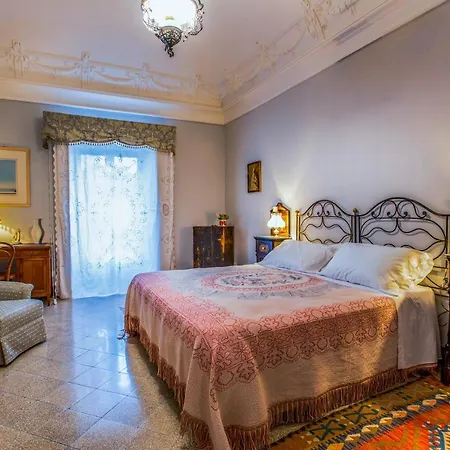 Palazzo Degli Antoci Guest house
