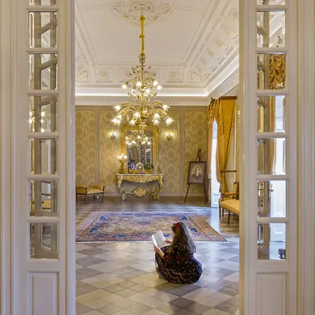 Palazzo Degli Antoci 4* Ragusa