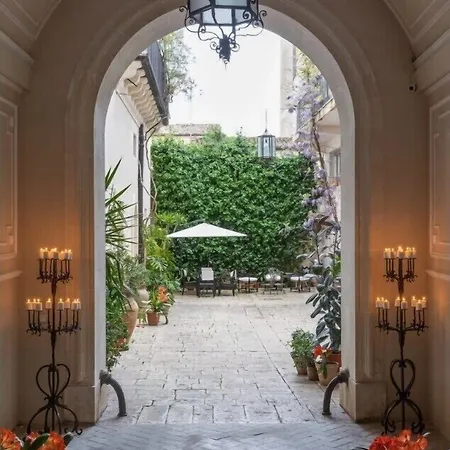 Palazzo Degli Antoci 4* Ragusa