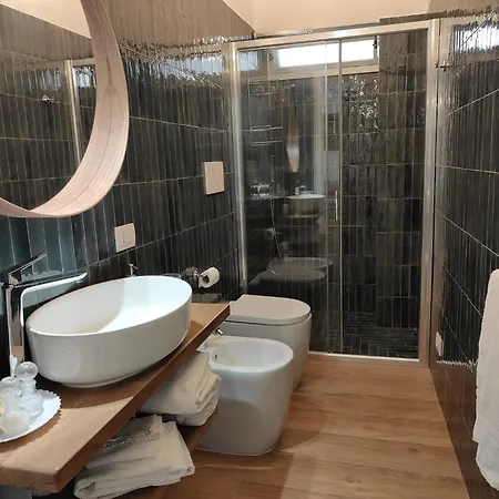 Palazzo Degli Antoci 4*